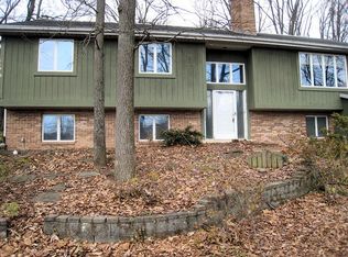 313 Dogwood Dr, Elizabethtown, PA 17022