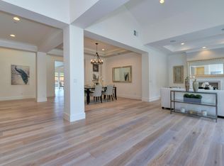 315 Quinnhill Rd, Los Altos, CA 94024