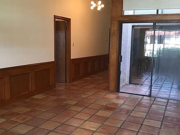 3rd image of 2100 W San Marcelo Blvd