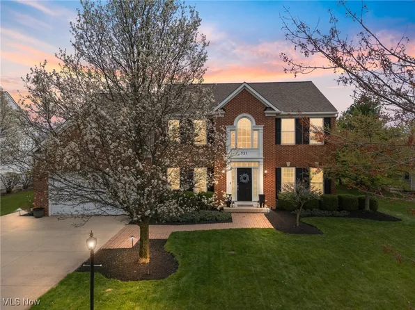 731 Hunt Club Way, Avon Lake, OH 44012