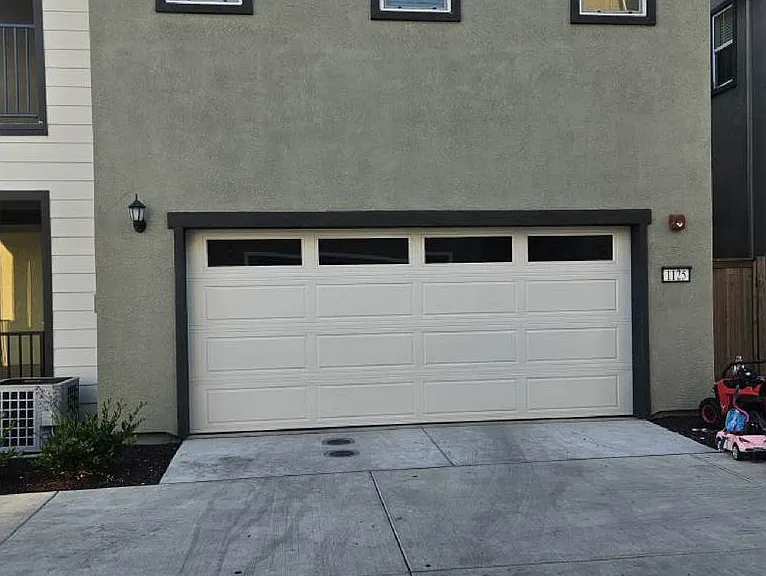 1125 Bellawood Dr — Photo 2