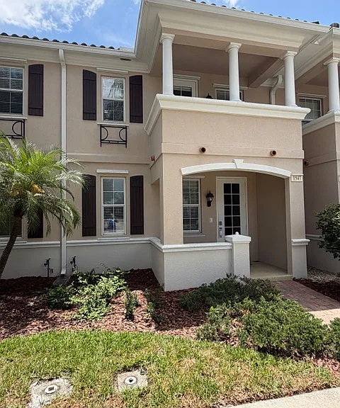 1547 Napoli Dr — Photo 1