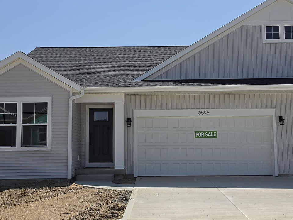1st image of 6596 SW Bellflower Dr SW #10