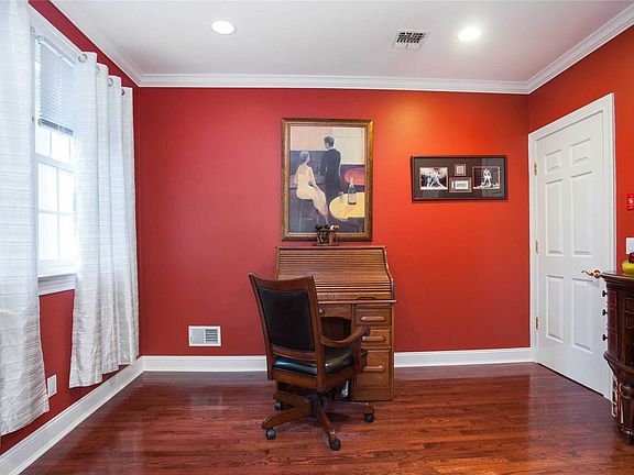 3rd image of 156 Altessa Blvd