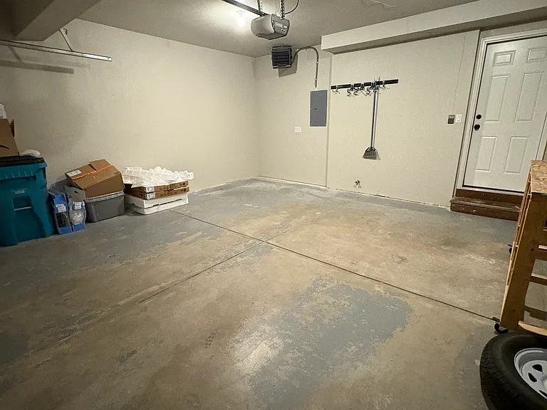 104 Crabapple Dr — Photo 25