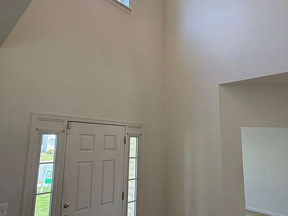 3rd image of 5629 Ivy Hill Dr
