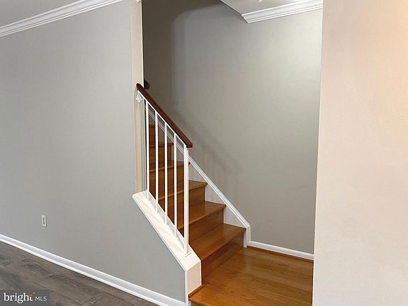 4th image of 18971 Highstream Dr #837