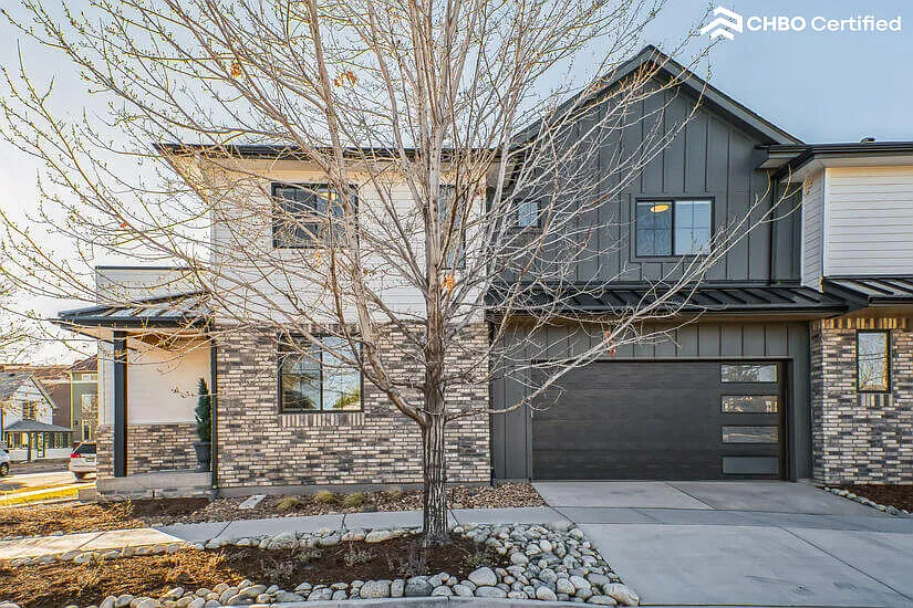 New Rental in Downtown Littleton CO — Photo 3