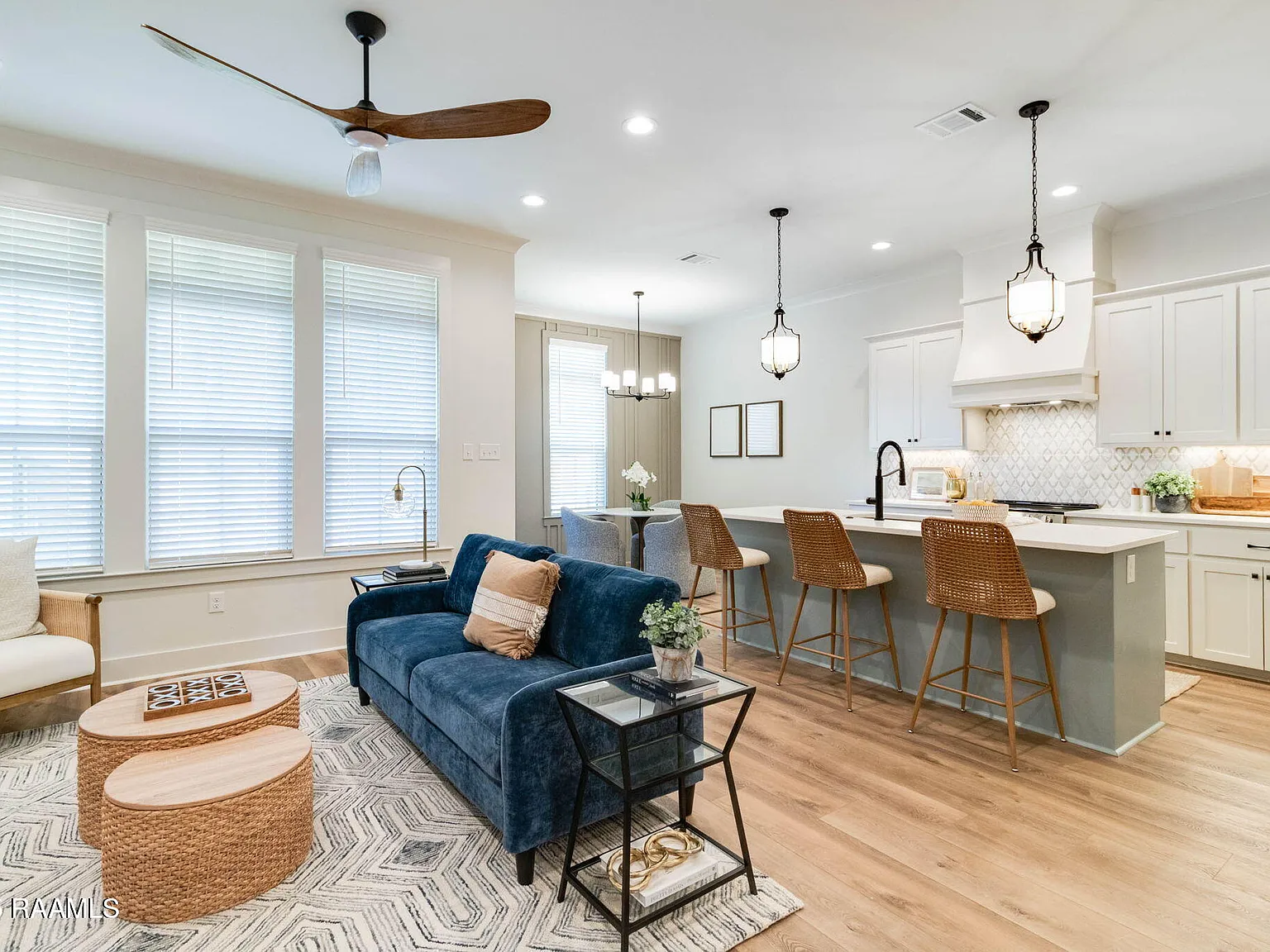3 bed, 2.5 bath, 1778 sqft, $3,250 — Photo 3