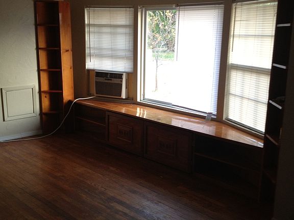 4th image of 4213 SE 25th St