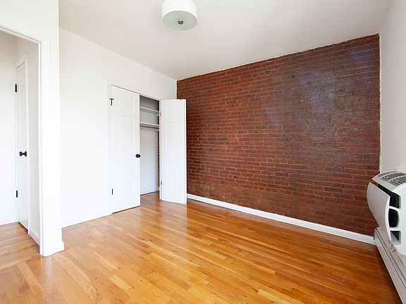 5th image of 211 Sackett St APT 3E