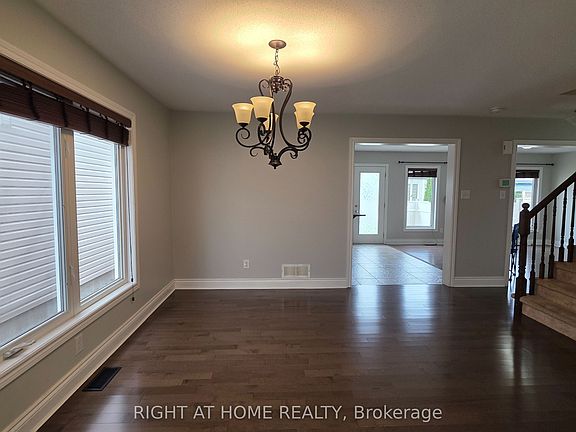 4th image of 3588 Cambrian Rd