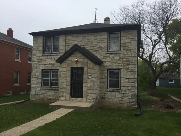 3621 N 42nd St, Milwaukee, WI 53216