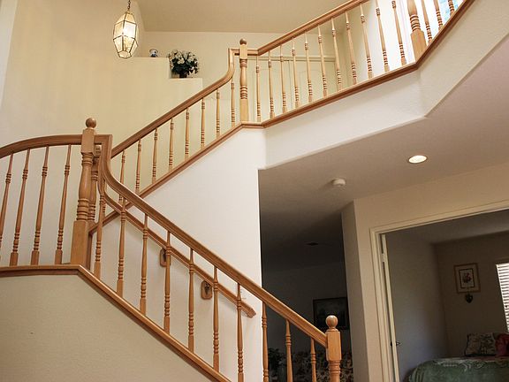 5th image of 3263 San Tomas Dr