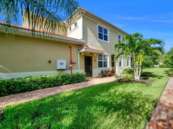 8564 Oakshade Cir #2, Fort Myers, FL 33919