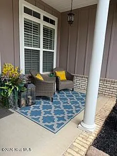 4 bed, 2.5 bath, 2805 sqft, $2,750 — Photo 3