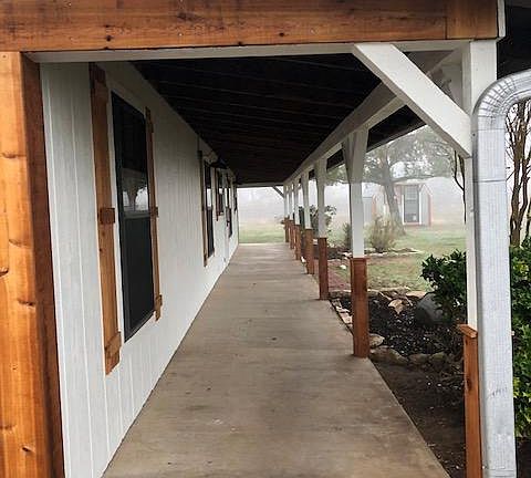 5th image of 525 County Road 156