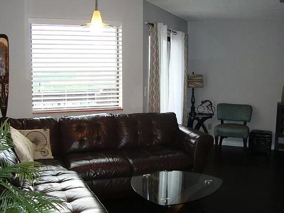 2nd image of 78 10th St E Unit 2510