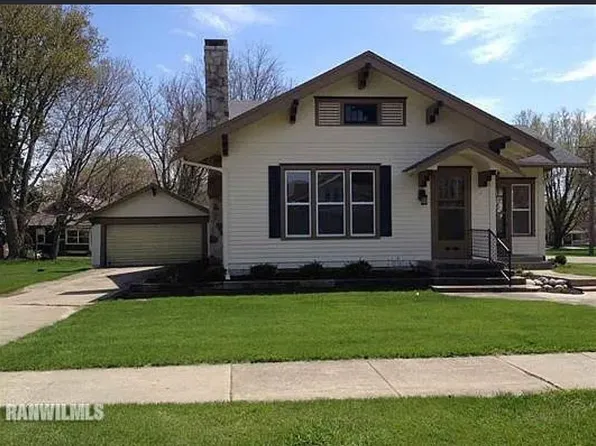 402 N Division Ave, Polo, IL 61064