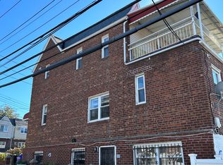 5386 63rd St FLOOR 2, Maspeth, NY 11378