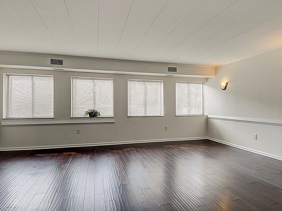 Large Open Greatroom