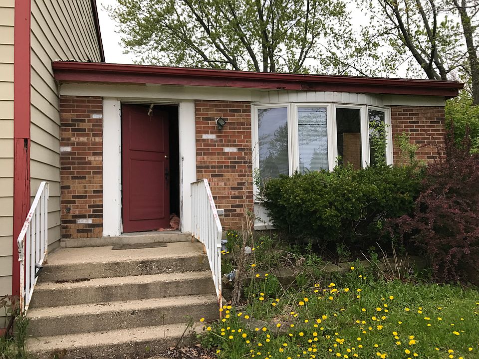 2nd image of 1929 Glenrock Ln