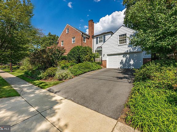 4th image of 5220 Moorland Ln