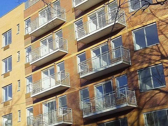 4th image of 8265 116th St APT 702