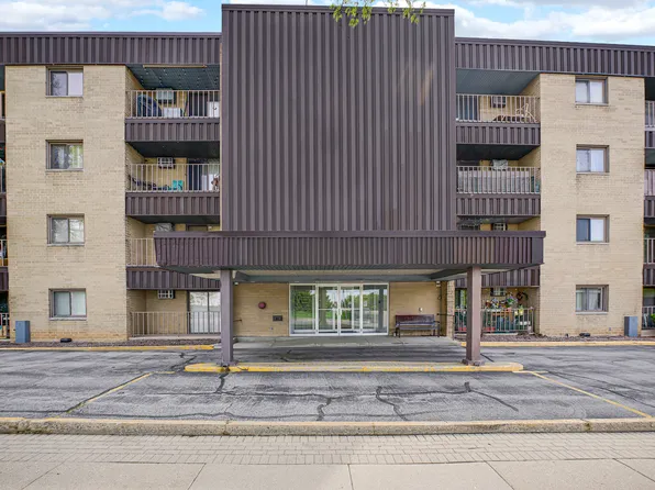 1133 S Finley Rd APT 310, Lombard, IL 60148