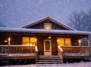 36091 Glove Dr, Glade Spring, VA 24340