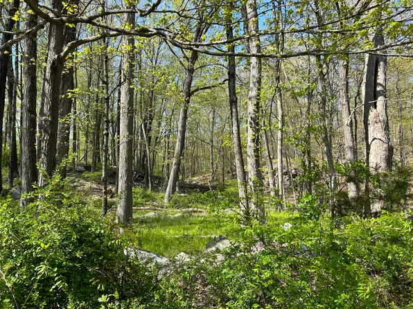 16 Old Farm Road, Weston, CT 06883