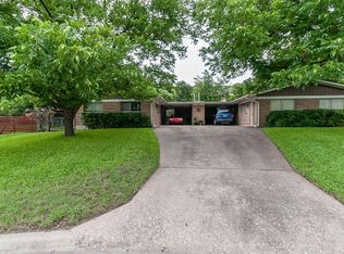 901 Aurora Cir #A, Austin, TX 78757