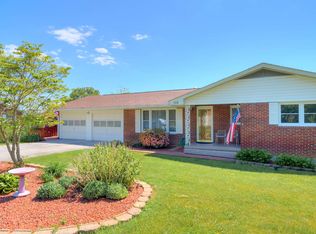 318 Vaughan Ave, Dublin, VA 24084
