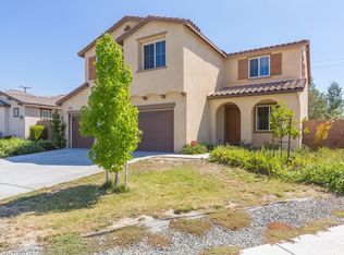 53203 Trailing Rose Dr, Lake Elsinore, CA 92532