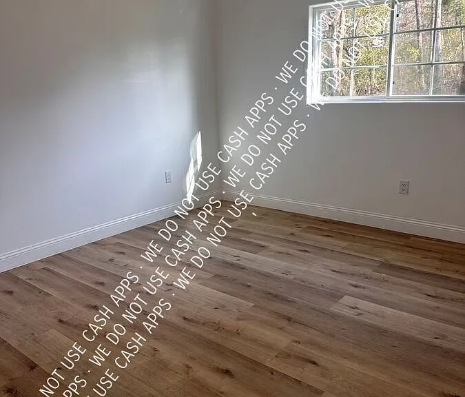 1003 Lynn St #A — Photo 5