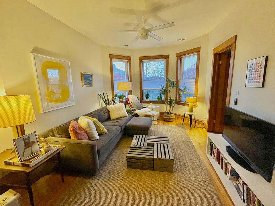 1st image of 3709 W Wrightwood Ave #2