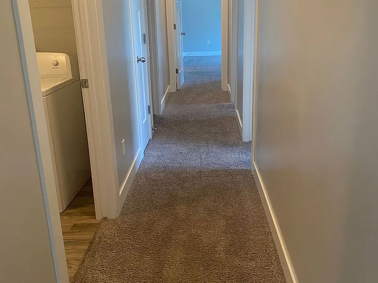 90 W Silver Springs Dr — Photo 6