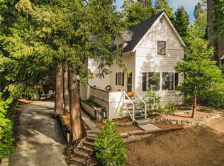 144 Marshall Rd, Lake Arrowhead, CA 92352