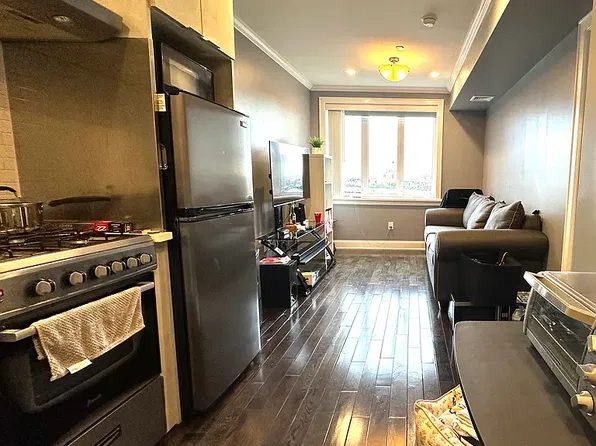 413 57th St APT 7F, Brooklyn, NY 11220