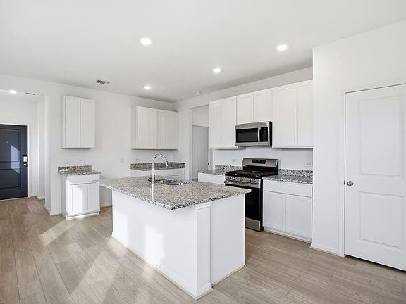 2nd image of 21831 Yellow Pineapple Ln
