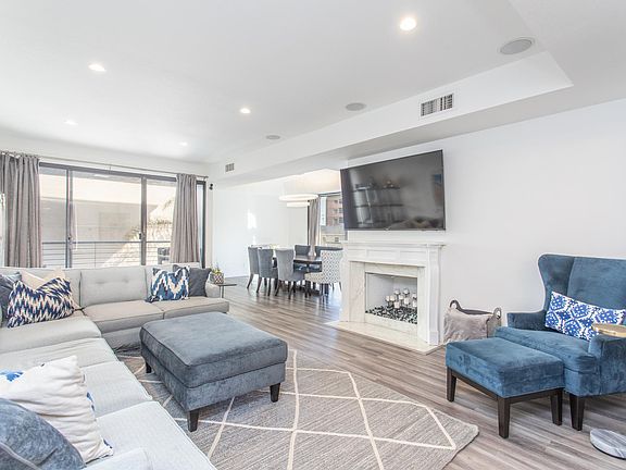 2nd image of 1120 Granville Ave APT 201