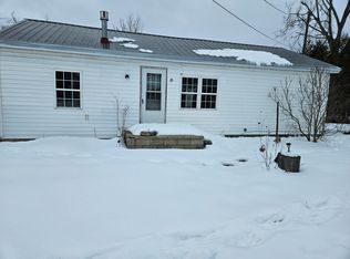 1135 W 1st St, Cheboygan, MI 49721