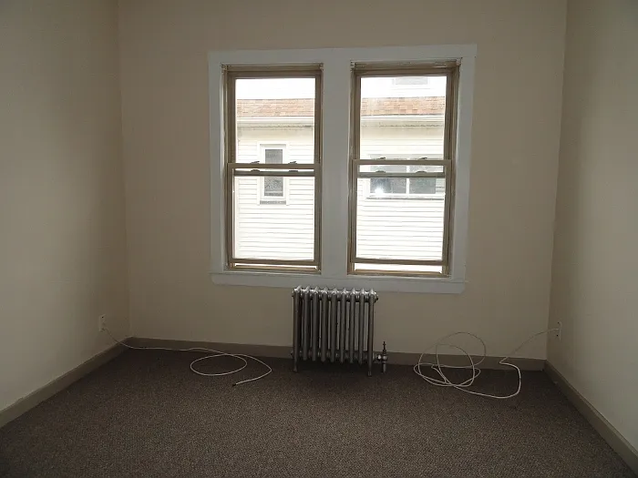 106-108 Lyme St #2 — Photo 10