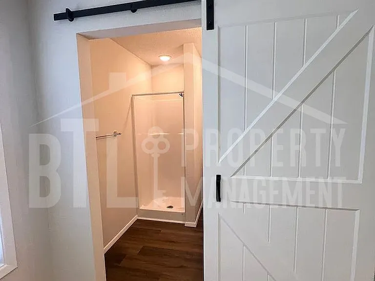 27 Notch Shopping Ln — Photo 9