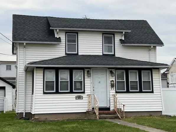 163 Saint Marks Ave, Freeport, NY 11520