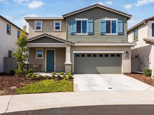 5064 Frisbee Dr, Roseville, CA 95747