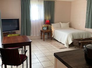 365 Aliiolani St #A1, Makawao, HI 96768