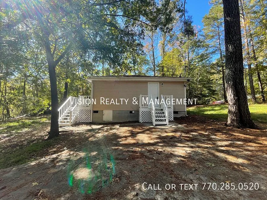 Adorable 3BR 1.5 BA in Carrollton — Photo 4