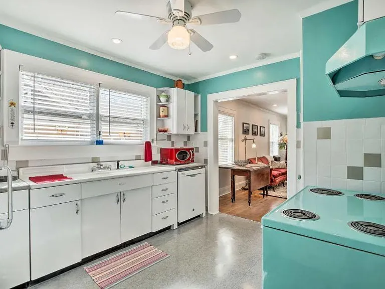 801 Holmes St NW — Photo 19