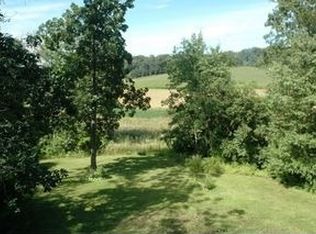 3794 Camel Hill Rd, Cross Plains, WI 53528